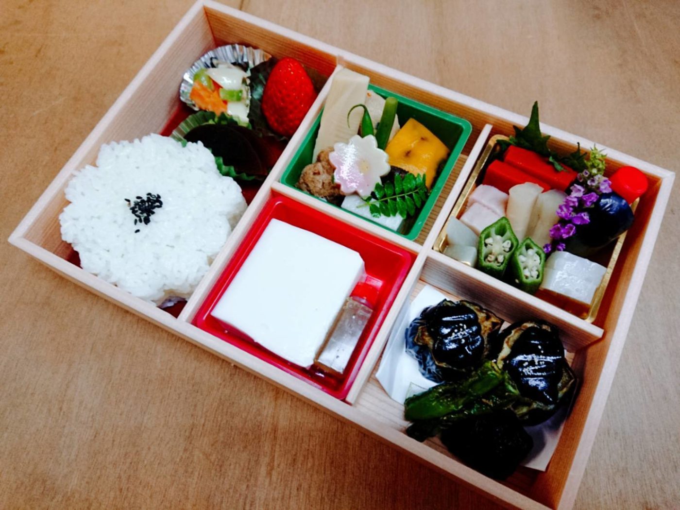 Miyoshiya Traditional Japanese Bento Box – Allegro Japan